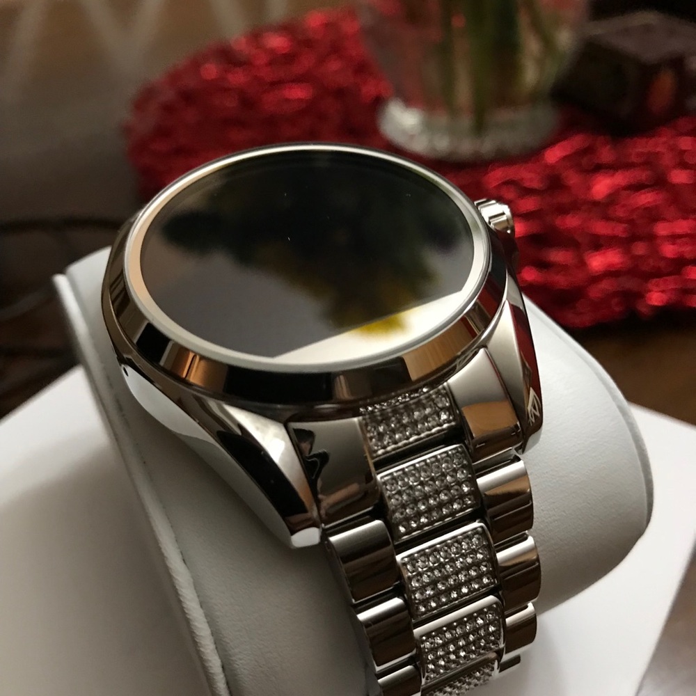 💝 Mother’s Day 💕 Michael Kors Access Smart Watch